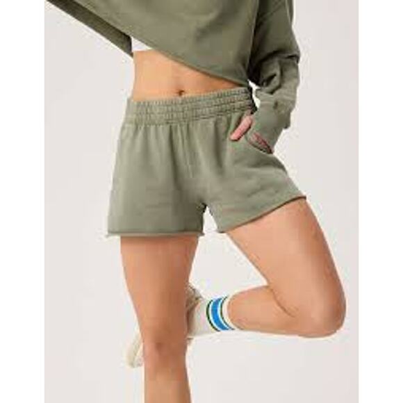 Offline by AERIE French Terry Shorts LOUNGEWEAR COMFY COZY Size Medium M Pockets - Picture 1 of 4